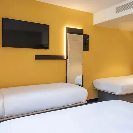 Brest Porte De Hotel Gouesnou