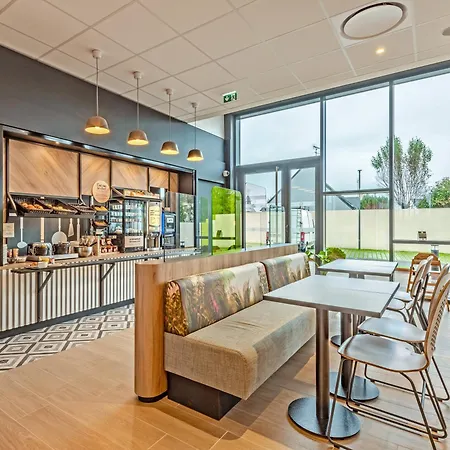 Hotel Brest Porte De 3*