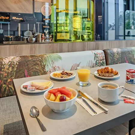 Brest Porte De Hotel Gouesnou