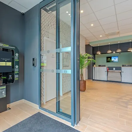 Brest Porte De Hotel Gouesnou